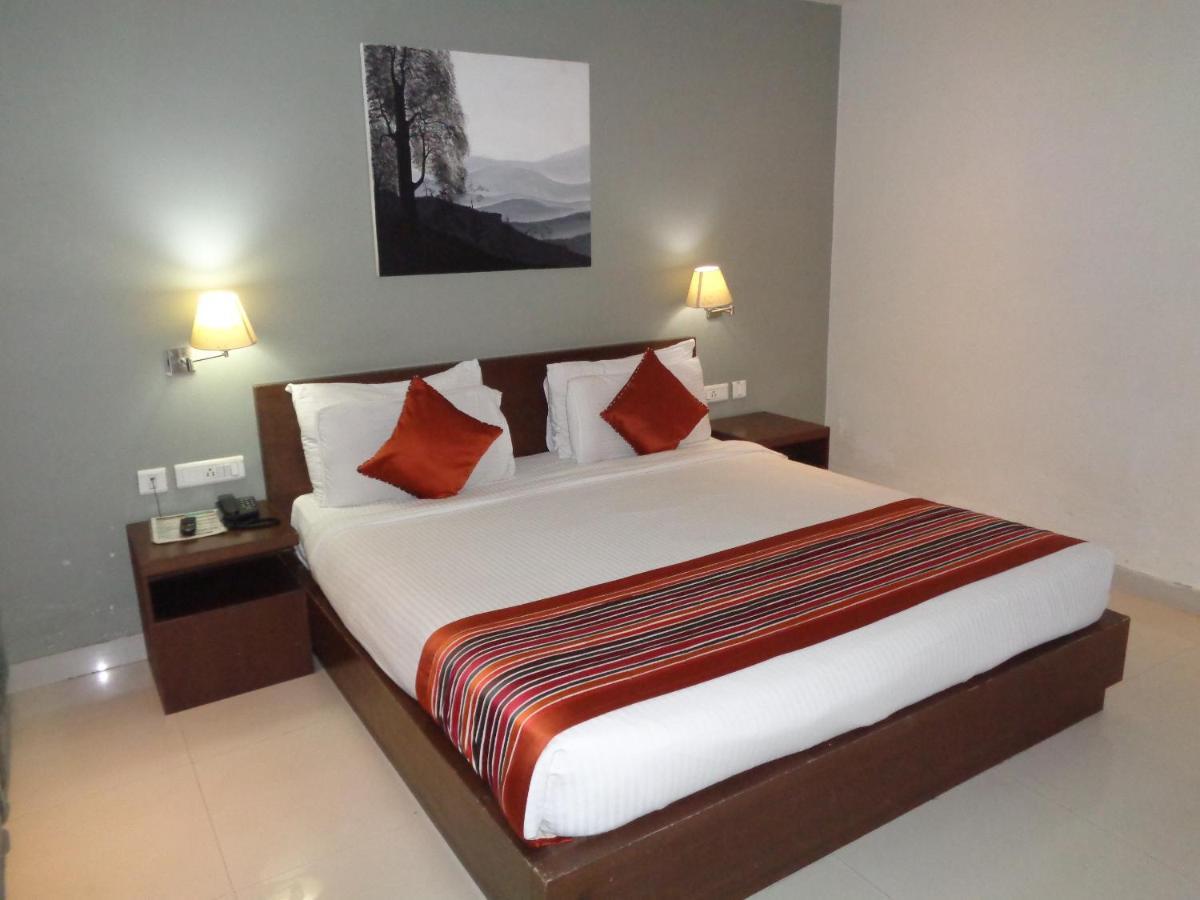 Orbit Hotel - Bagdogra Esterno foto