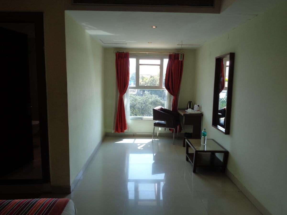 Orbit Hotel - Bagdogra Esterno foto